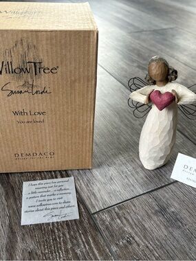 NIB Demdaco “With Love” Willow Tree Angel Figurine